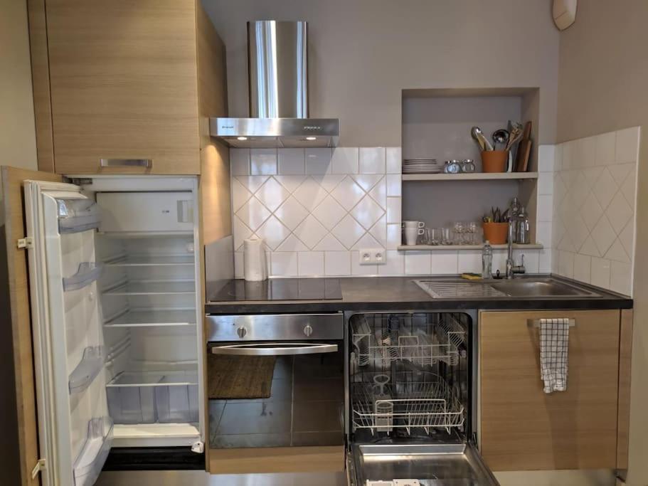 Bel Appartement Dans Centre Historique Avignon Bagian luar foto